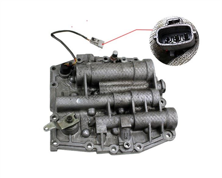 Conjunto de válvula de control de transmisión de piezas de carretilla elevadora para Toyota 32740-23331-71